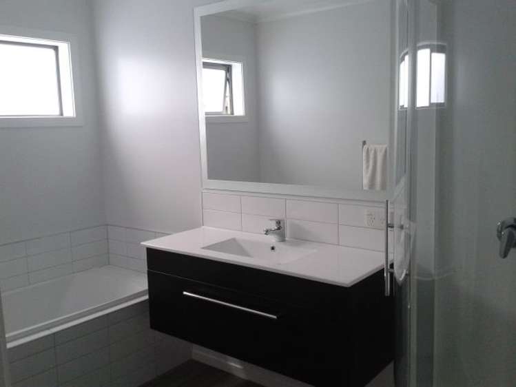 3 Wangapeka Way Aotea_9