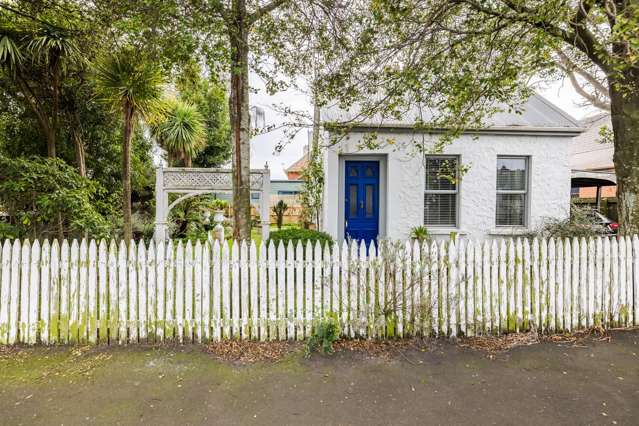 54 Eastbourne Street Caversham_3