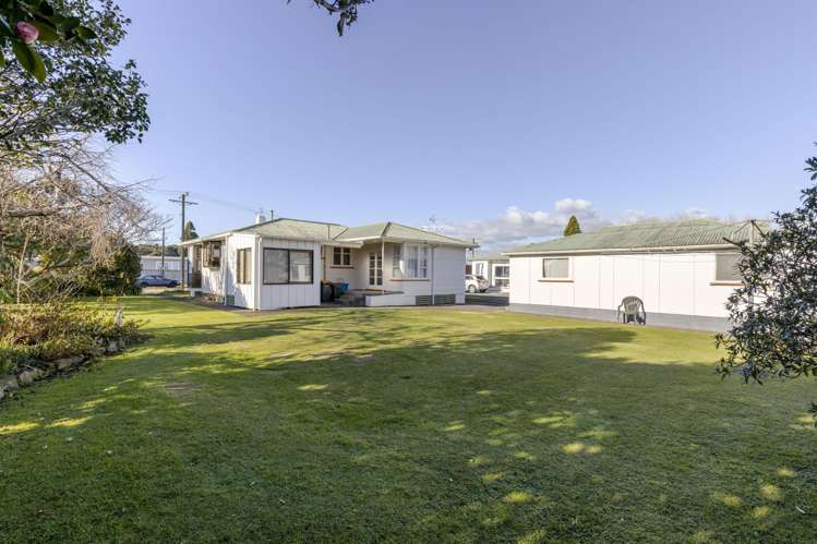 47 Strange Street Waitara_24