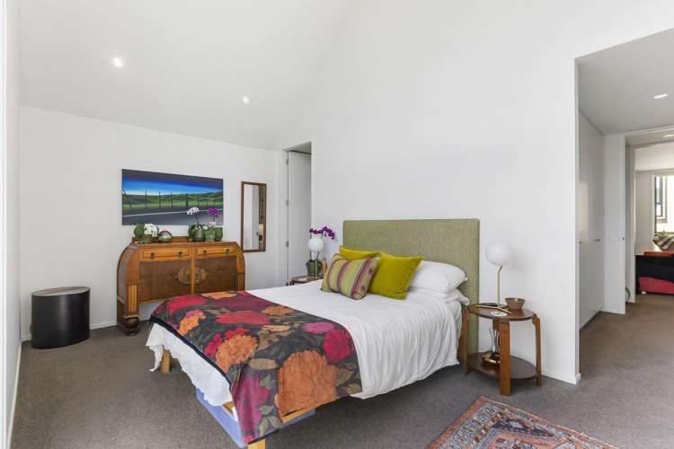 81 Melbourne Road Island Bay_13