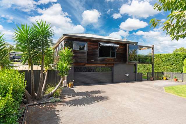 Hilltop Haven with Lake Views to Boost