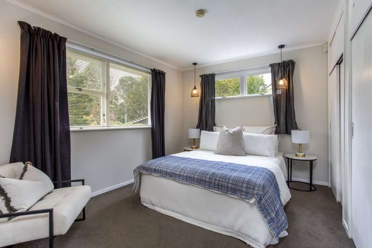 9 The Grove Titirangi_11