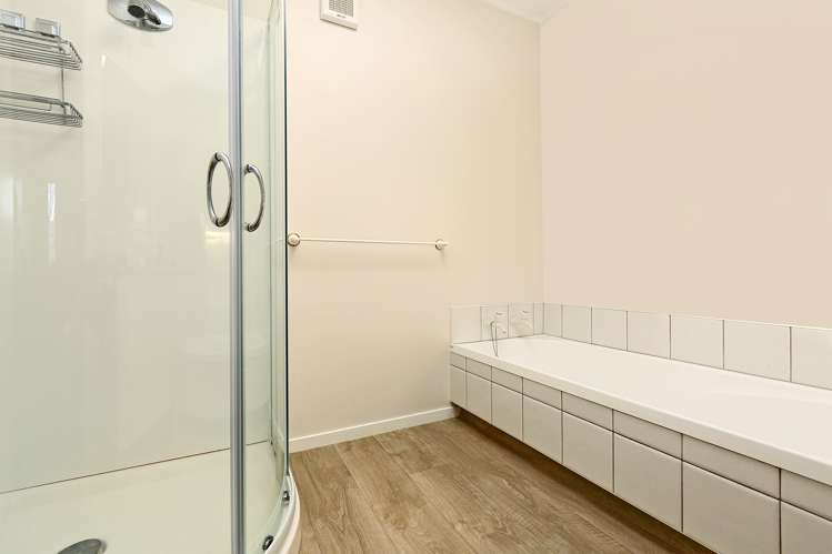 2/14 Nicholas Street Taradale_8