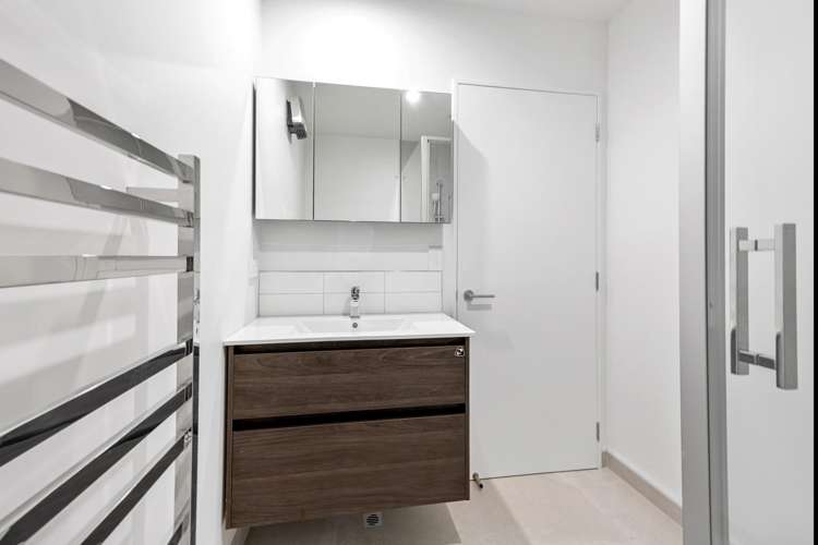 1/16 Rogers Street Sydenham_6