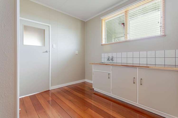 27 Ruahine Street Dannevirke_23