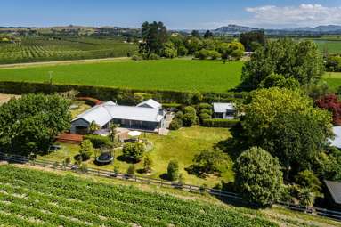 34 Tuki Tuki Road_3
