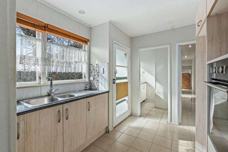 2 Coburg Street Henderson_8