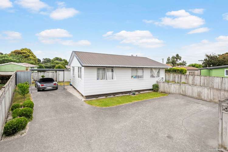 54a Yeovil Road Te Atatu Peninsula Waitakere City Houses for Sale