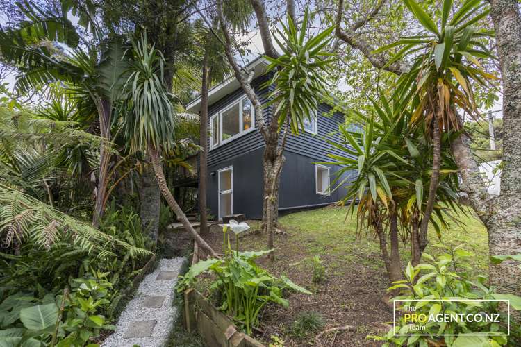 38 Victory Road Laingholm_22