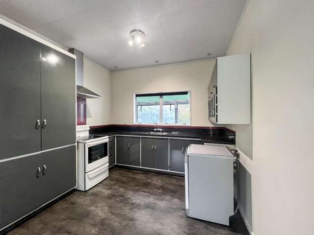 260 Cambridge Avenue 10920_1