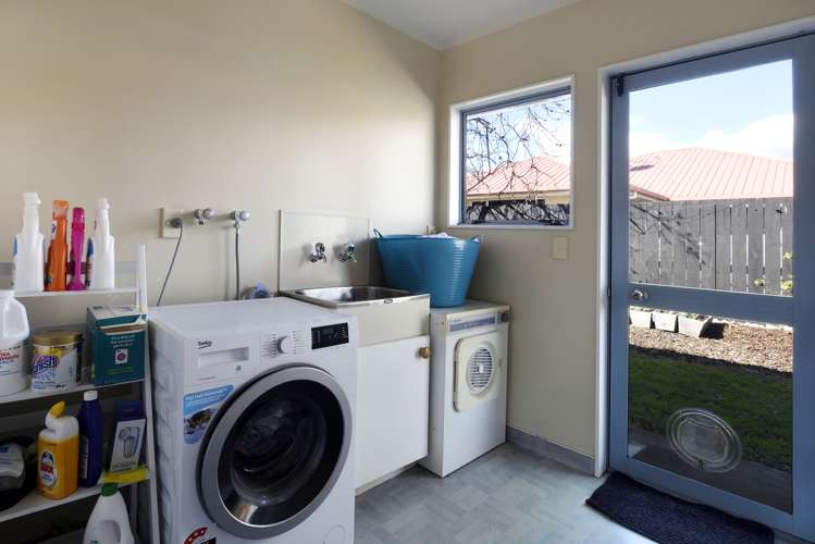 61 Aldinga Avenue Stoke_18