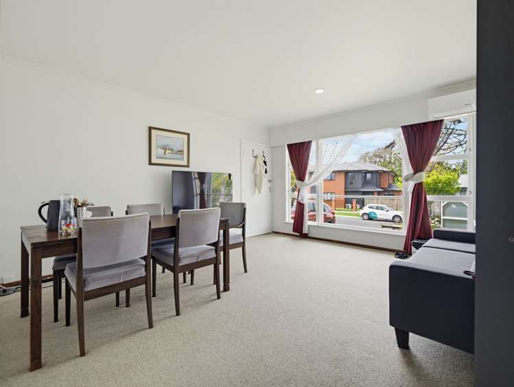 23 Southsea Crescent Silverdale_2