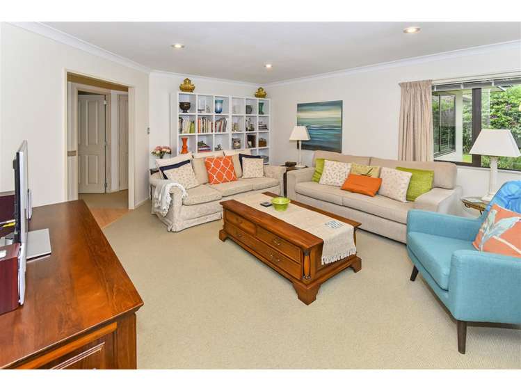 45 Lothian Brae Wattle Downs_10