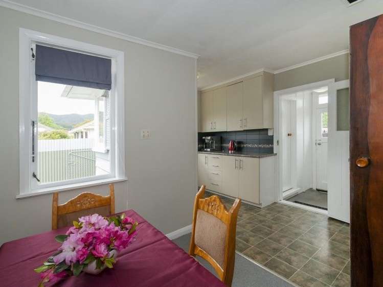 12 Hollard Grove Avalon_9