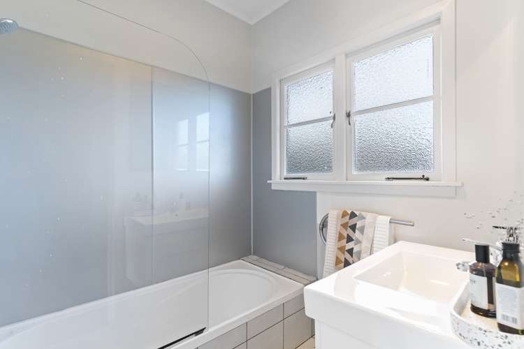 23 Forest Hill Road Henderson_18