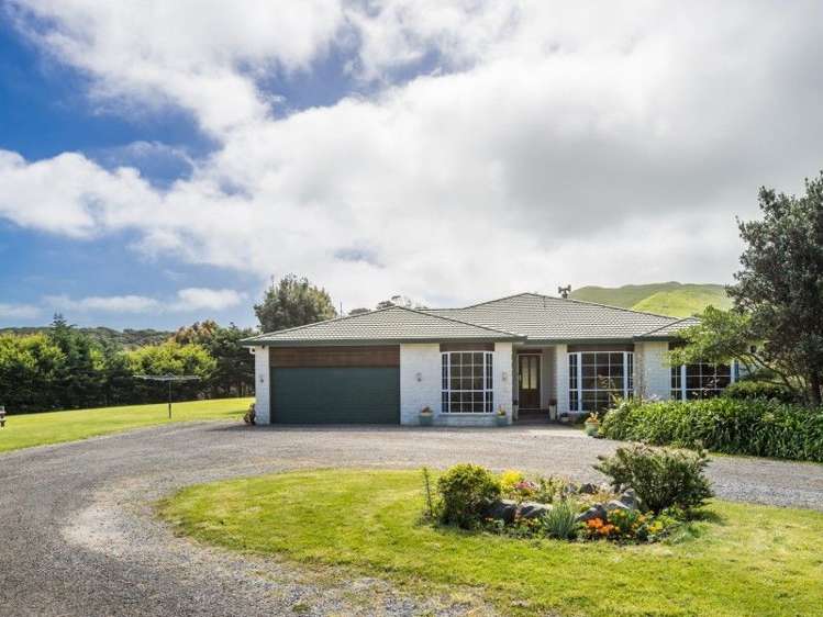 51 Coroglen Rise Pukerua Bay_26