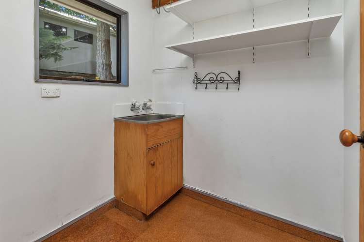 11 Logan Place Kamo_15