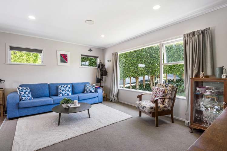 1/10 Philip Place Hillcrest_5
