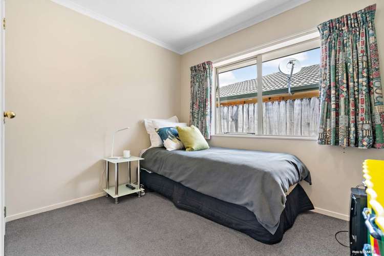 19 Newinn Crescent East Tamaki Heights_18