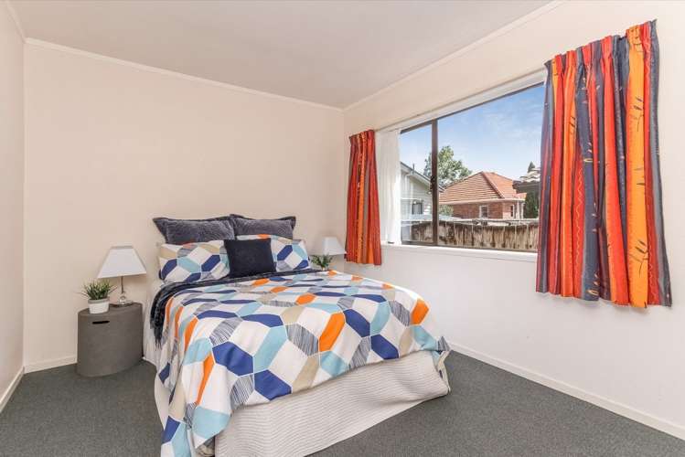 1 James Preston Avenue Mount Roskill_7