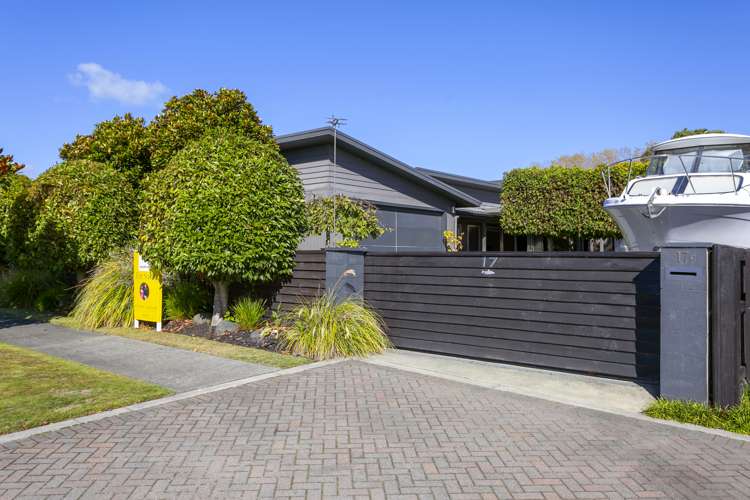 17 Brompton Close Richmond Heights_30