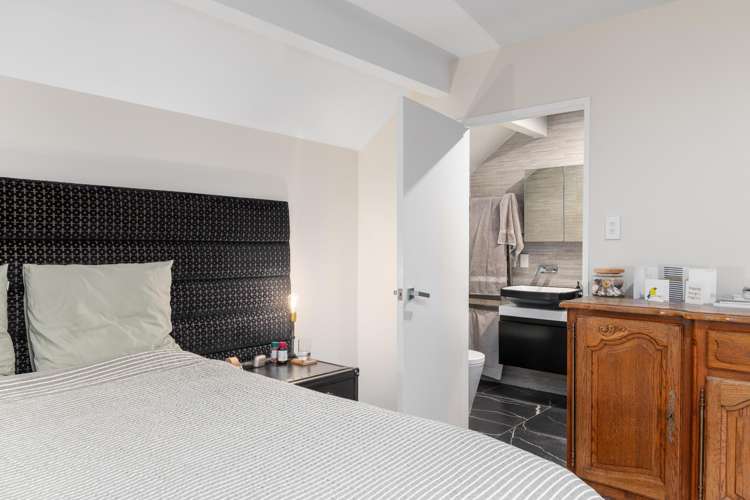 2 Cannon Hill Crescent Mt Pleasant_19