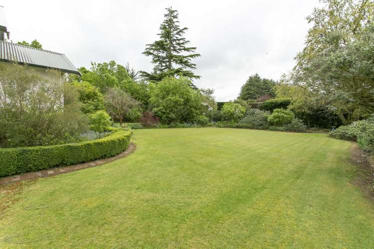 6 Fairfield Road West Fairton_16