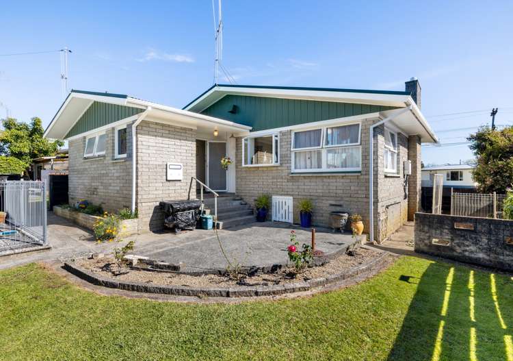 30 Garden Heights Avenue Glenview_12