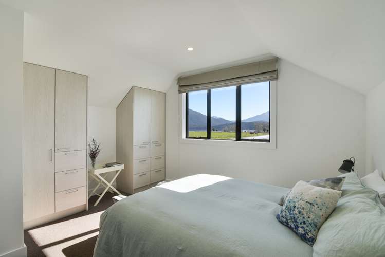 93 Dusky Street Te Anau_19