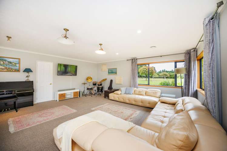 46 Turitea Road Fitzherbert_19