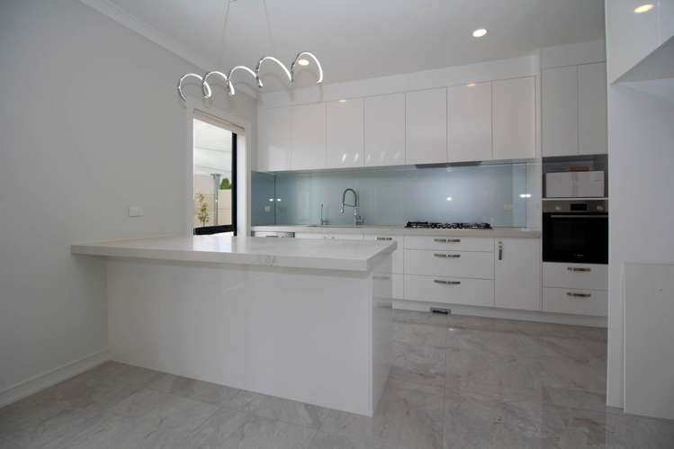 29 Kilcooley Road Flat Bush_8