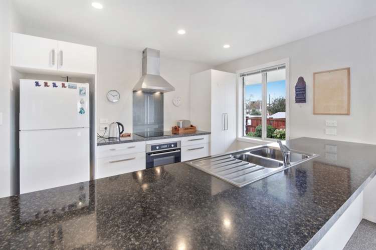 17 Portchester Street Aranui_5