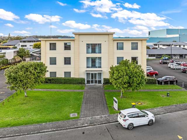 Modern Multi-Level Office For Lease