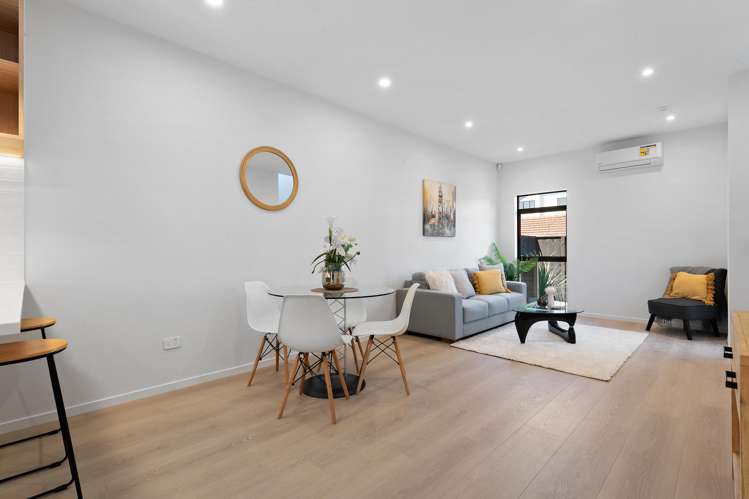 729B Massey Road Mangere_5