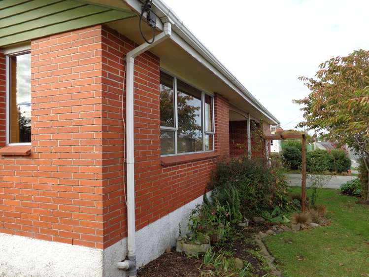 1 Lowestoft Street Balclutha_25