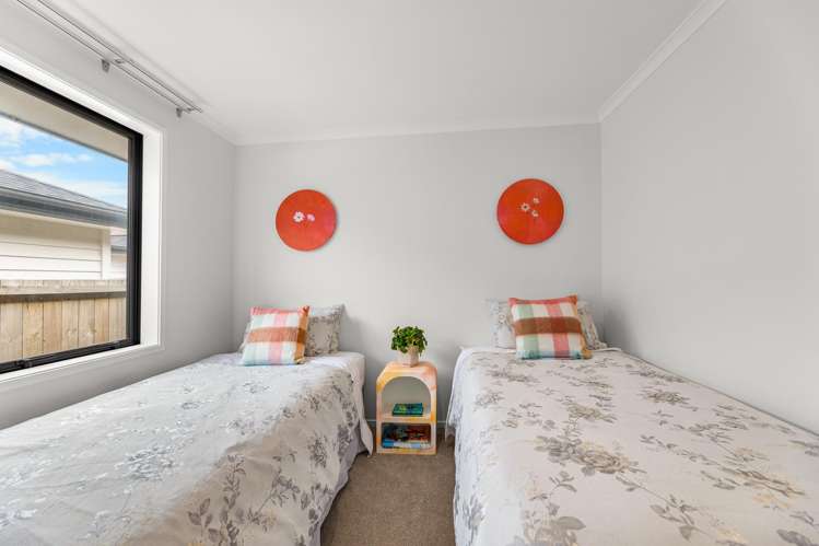 23 Opouatu Avenue Glenbrook_6