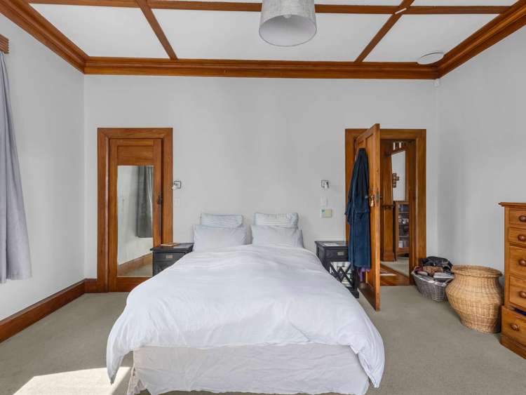 89 Georges Drive Napier South_11