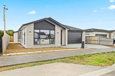 17 Black Beech Crescent_2