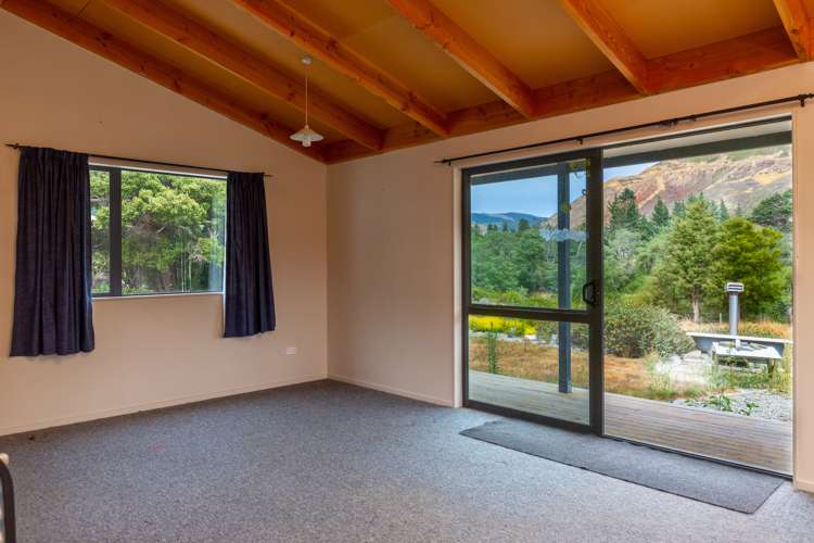 264 Wakamarina Road Havelock_16