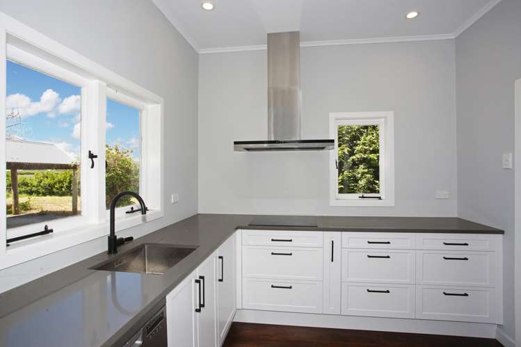 86 Saddleton Road Clarks Beach_12