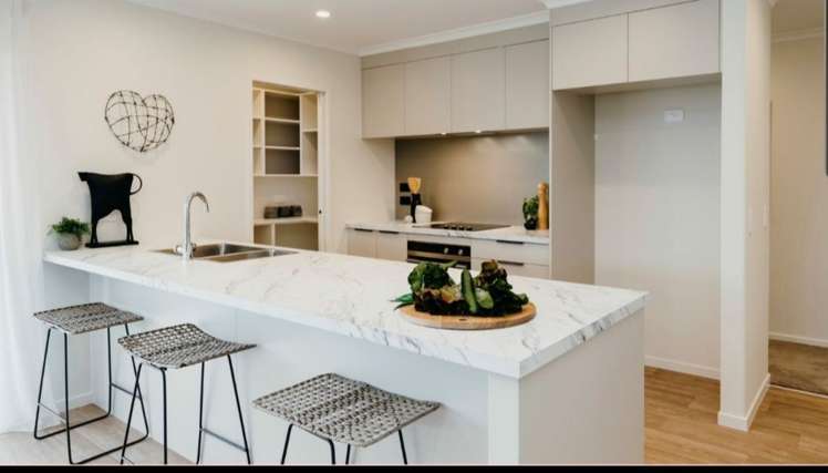 10 Karearea Drive Coastlands_1