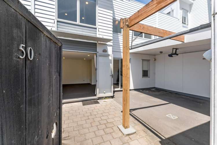 50/3 Wagener Place Mount Albert_7