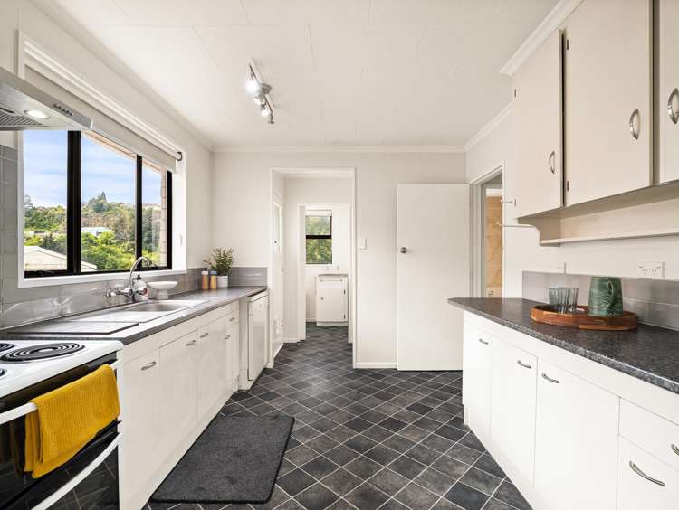 12 Salisbury Road Bradford_7