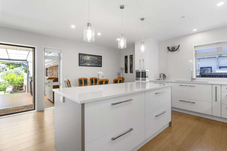 2/15 Cornwall Park Avenue Epsom_6