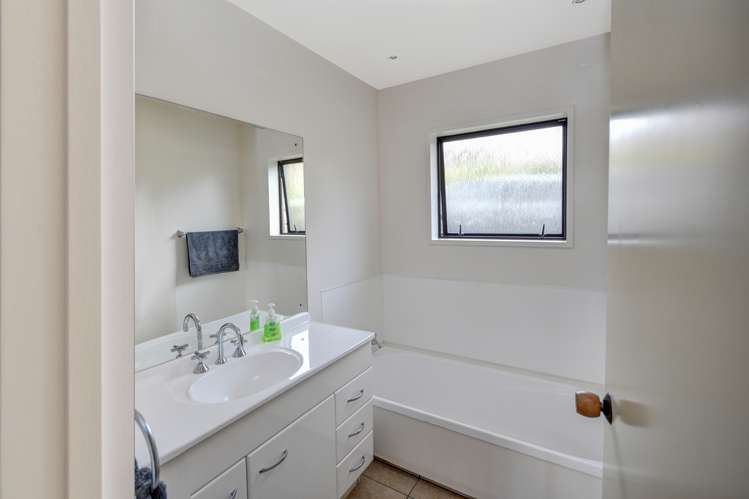 62 Kinmont Crescent Mosgiel_8