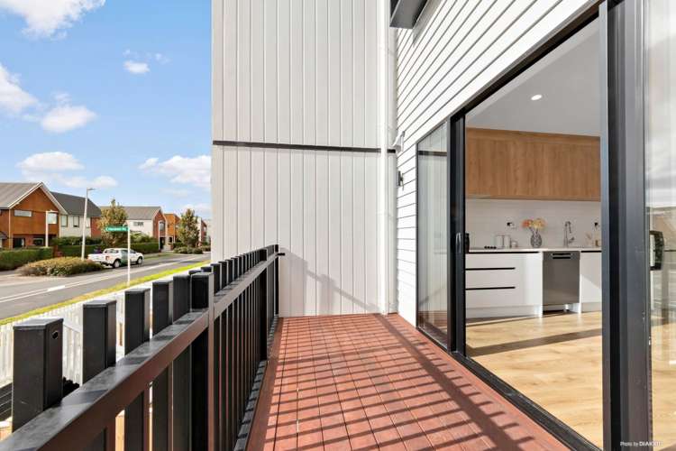 171 Clark Road Hobsonville_10