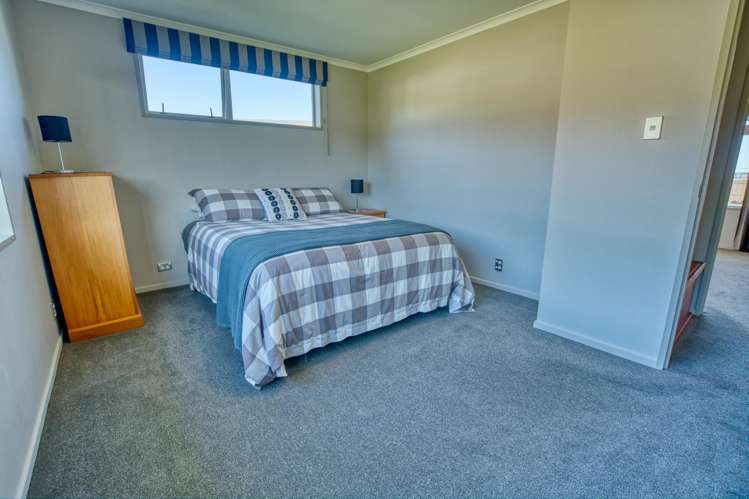 34 Ogilvie Road Gladstone_18