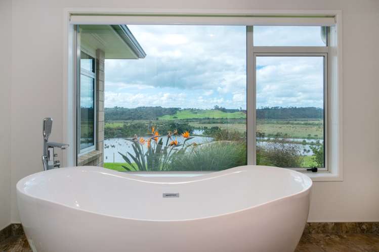 95a Tuparekura Road South Head_8