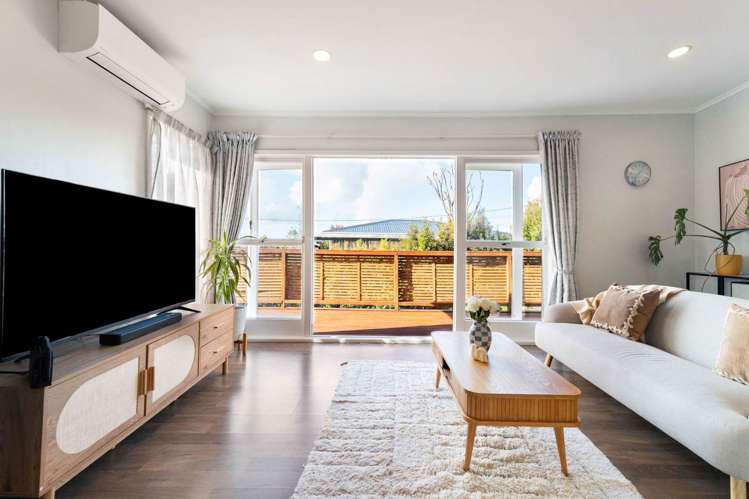 1/227 Wairau Road Totara Vale_7