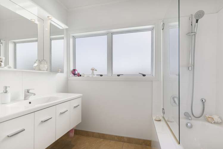 83 Edmonton Road Henderson_14